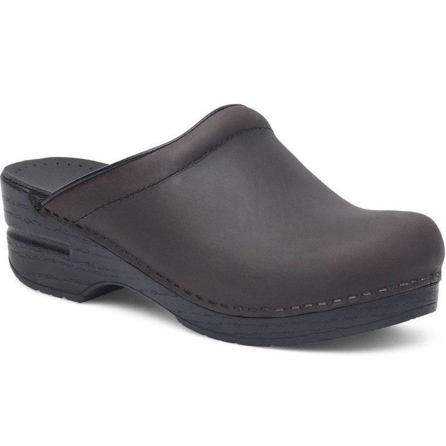 Footwear Dansko Clogs | Dansko Women'S Sonja Antique Brown Oiled Clog Antique Brown/Black