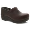 Footwear Dansko Non-Slip Healthcare | Dansko Women'S Xp 2.0 Waterpoof Pull Up Leather Clog Brown