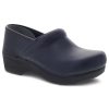 Footwear Dansko Non-Slip Healthcare | Dansko Women'S Xp 2.0 Waterpoof Pull Up Leather Clog Navy